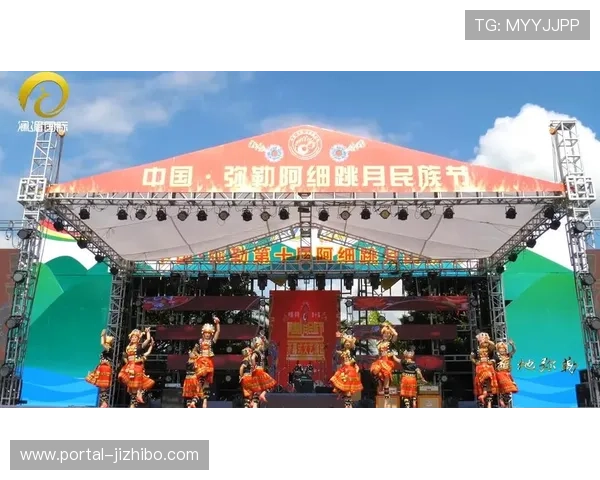 滇超球迷唐先生感慨体育文旅融合，民族团结成亮点