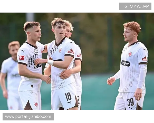 沃尔夫斯堡vs圣保利：保级关键战主队稍占优